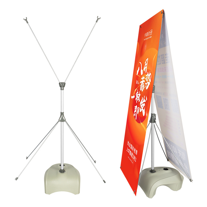 Chân standee đế nước tăng giảm