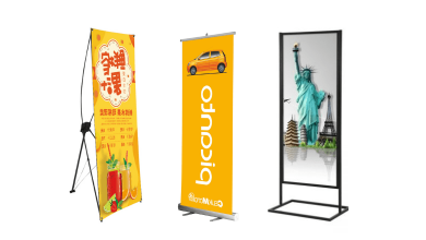 avt standee quoc dan min