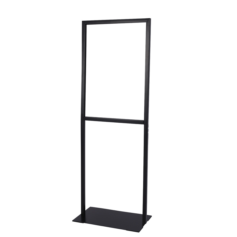 standee khung sắt ngoài trời