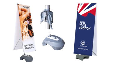 avt standee đế nước hai mặt