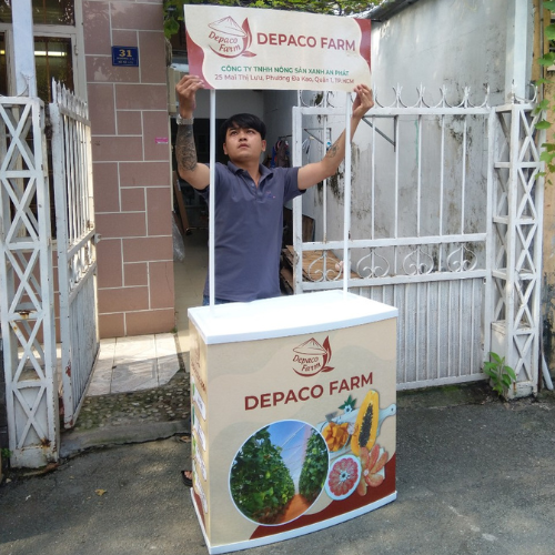 booth ban hang di dong nhua 1 1
