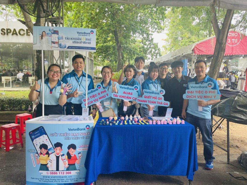 Quay trung bay quang cao 1536x1152 1