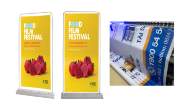 avt standee in bạt Hiflex
