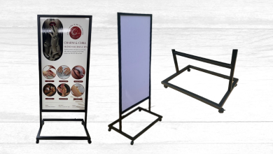 avt standee bánh xe