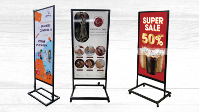 avt standee chân sắt